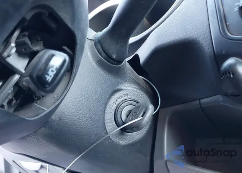 2010 Toyota Tacoma Base V6 z USA, uszkodzony, nr VIN 3TMMU4FN2AM016392